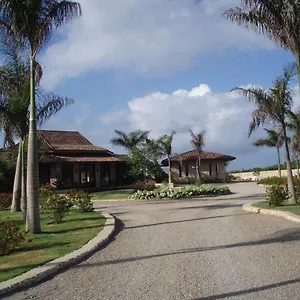 https://villa-cantamar.comcaribbean.com